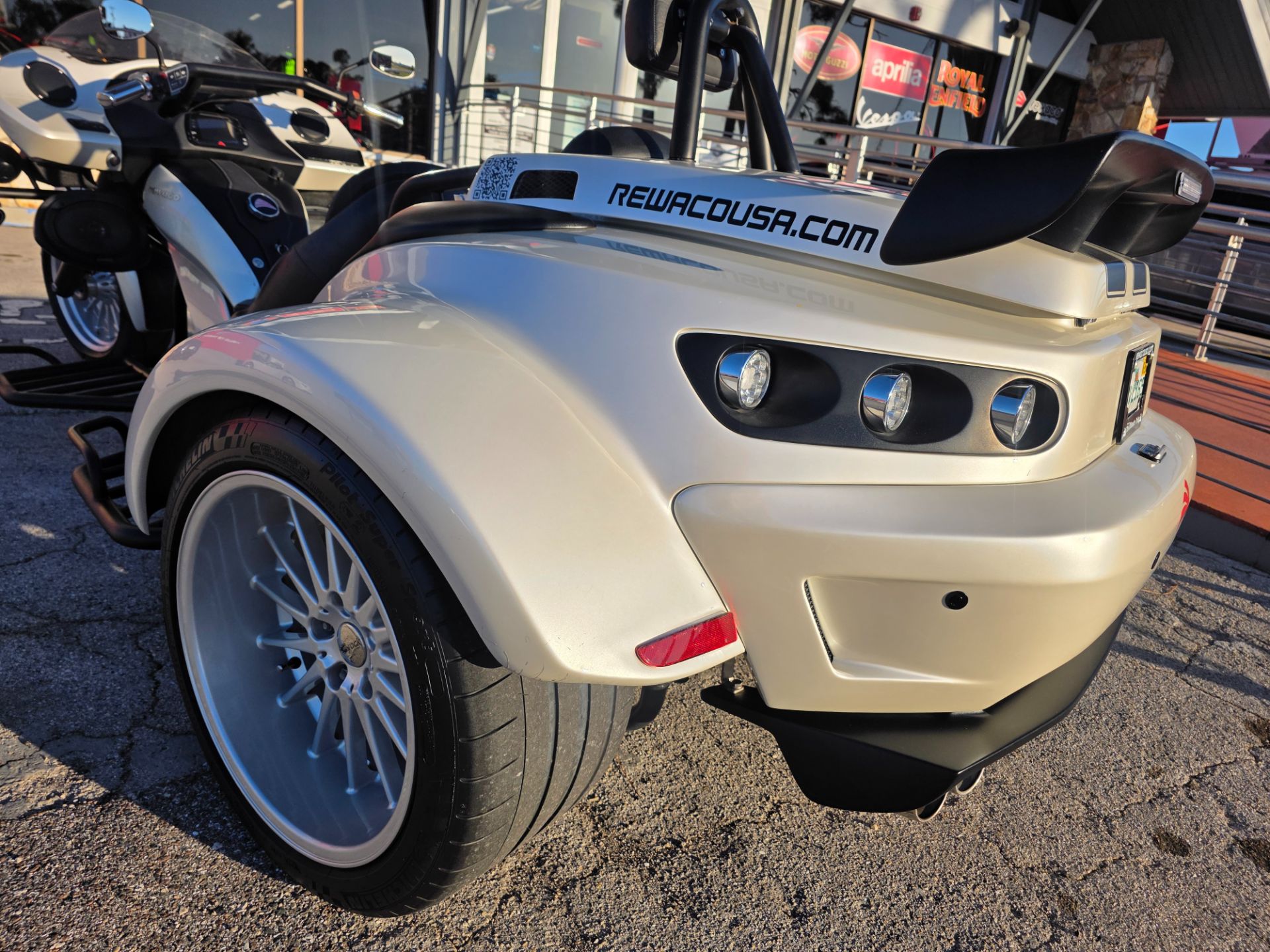 2022 Rewaco GT TOURING in Fort Myers, Florida - Photo 18