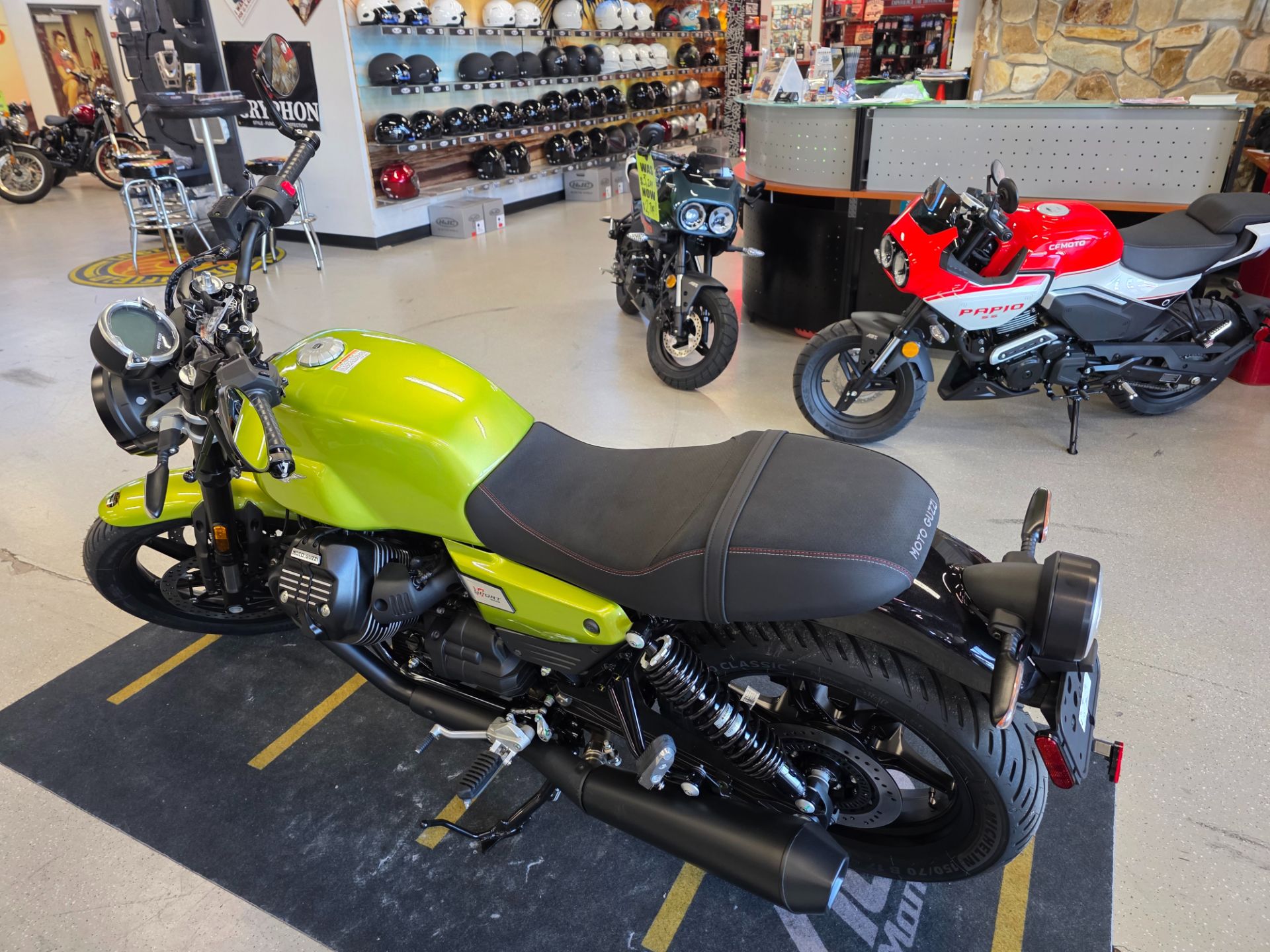 2026 Moto Guzzi V7 Sport in Fort Myers, Florida - Photo 11