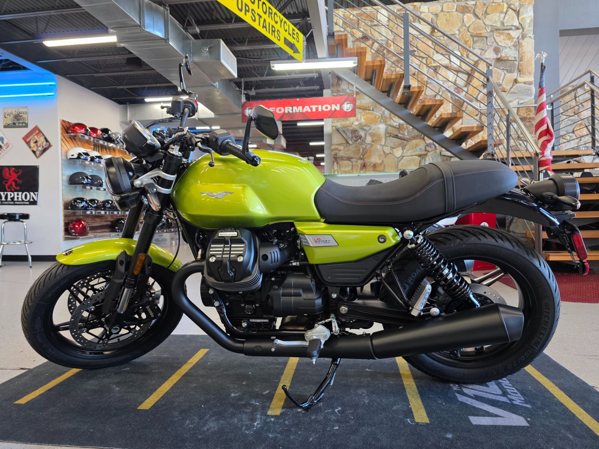 2026 Moto Guzzi V7 Sport in Fort Myers, Florida - Photo 13