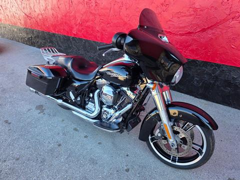 2014 Harley-Davidson Street Glide® in Fort Myers, Florida - Photo 2