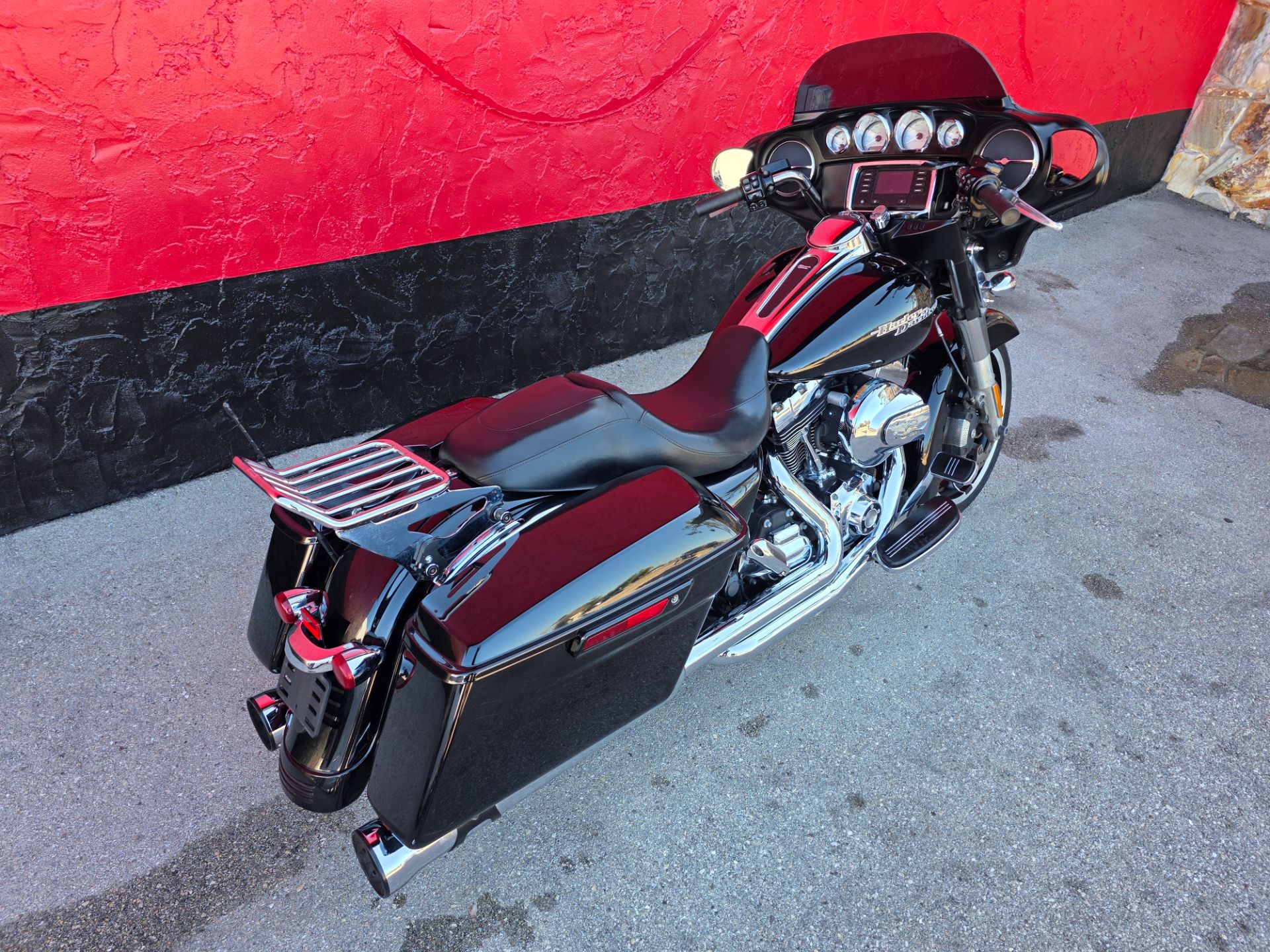 2014 Harley-Davidson Street Glide® in Fort Myers, Florida - Photo 7