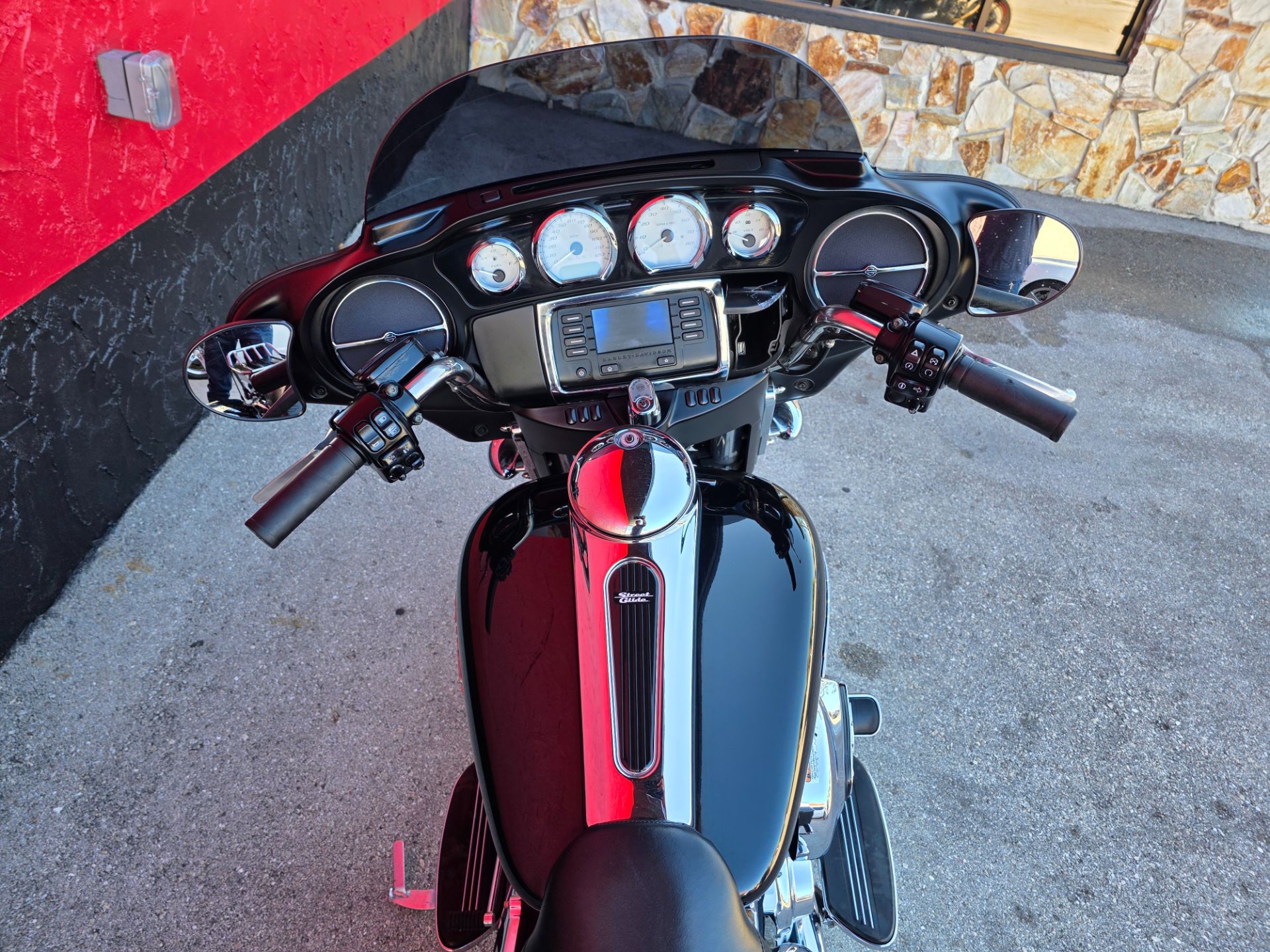 2014 Harley-Davidson Street Glide® in Fort Myers, Florida - Photo 12