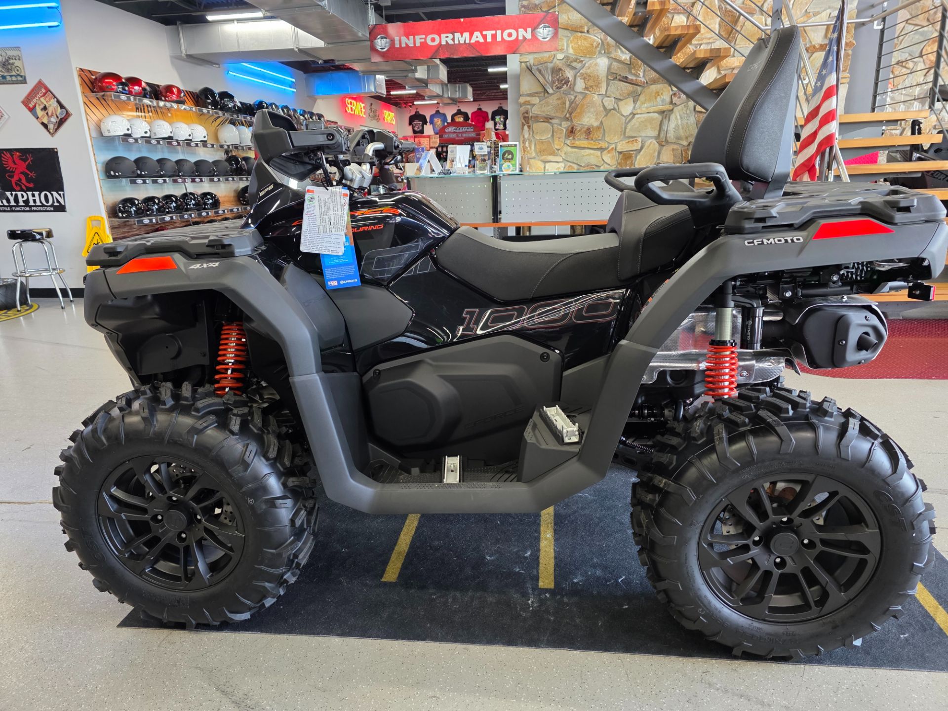 2025 CFMOTO CForce 1000 Touring in Fort Myers, Florida - Photo 2