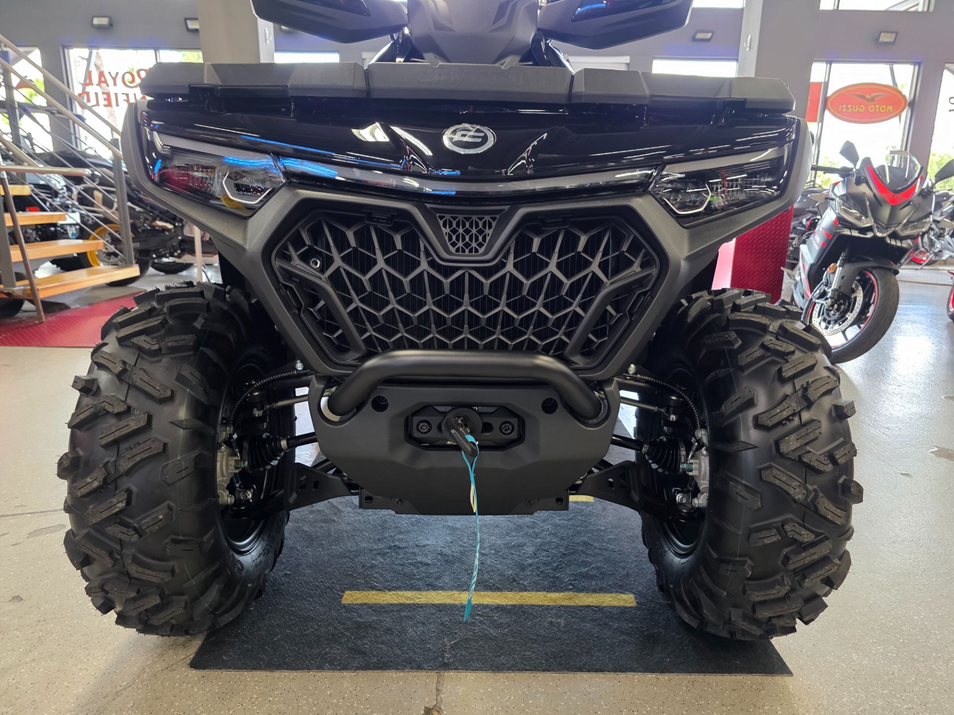 2025 CFMOTO CForce 1000 Touring in Fort Myers, Florida - Photo 19