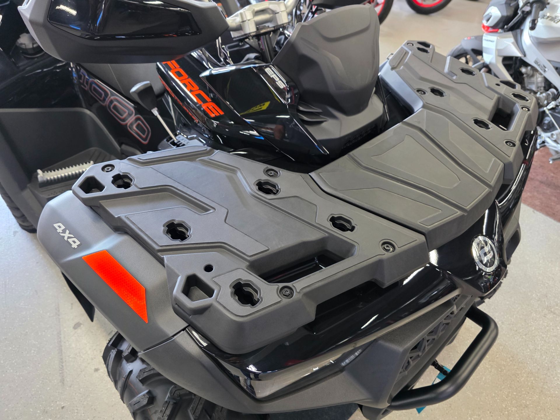 2025 CFMOTO CForce 1000 Touring in Fort Myers, Florida - Photo 22