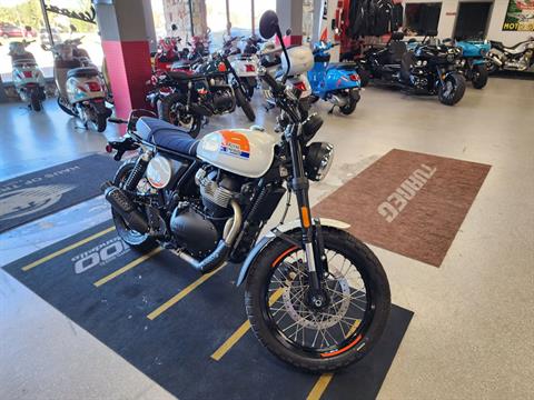 2025 Royal Enfield BEAR 650 in Fort Myers, Florida - Photo 3