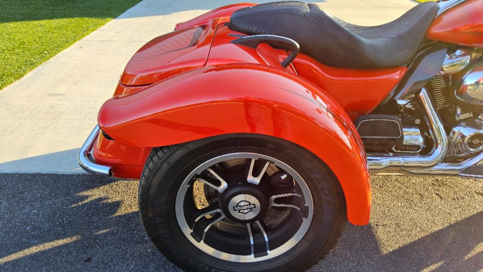 2017 Harley-Davidson Freewheeler in Fort Myers, Florida - Photo 3