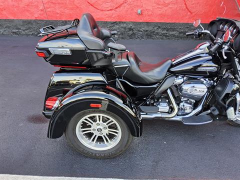 2021 Harley-Davidson Tri Glide® Ultra in Fort Myers, Florida - Photo 3