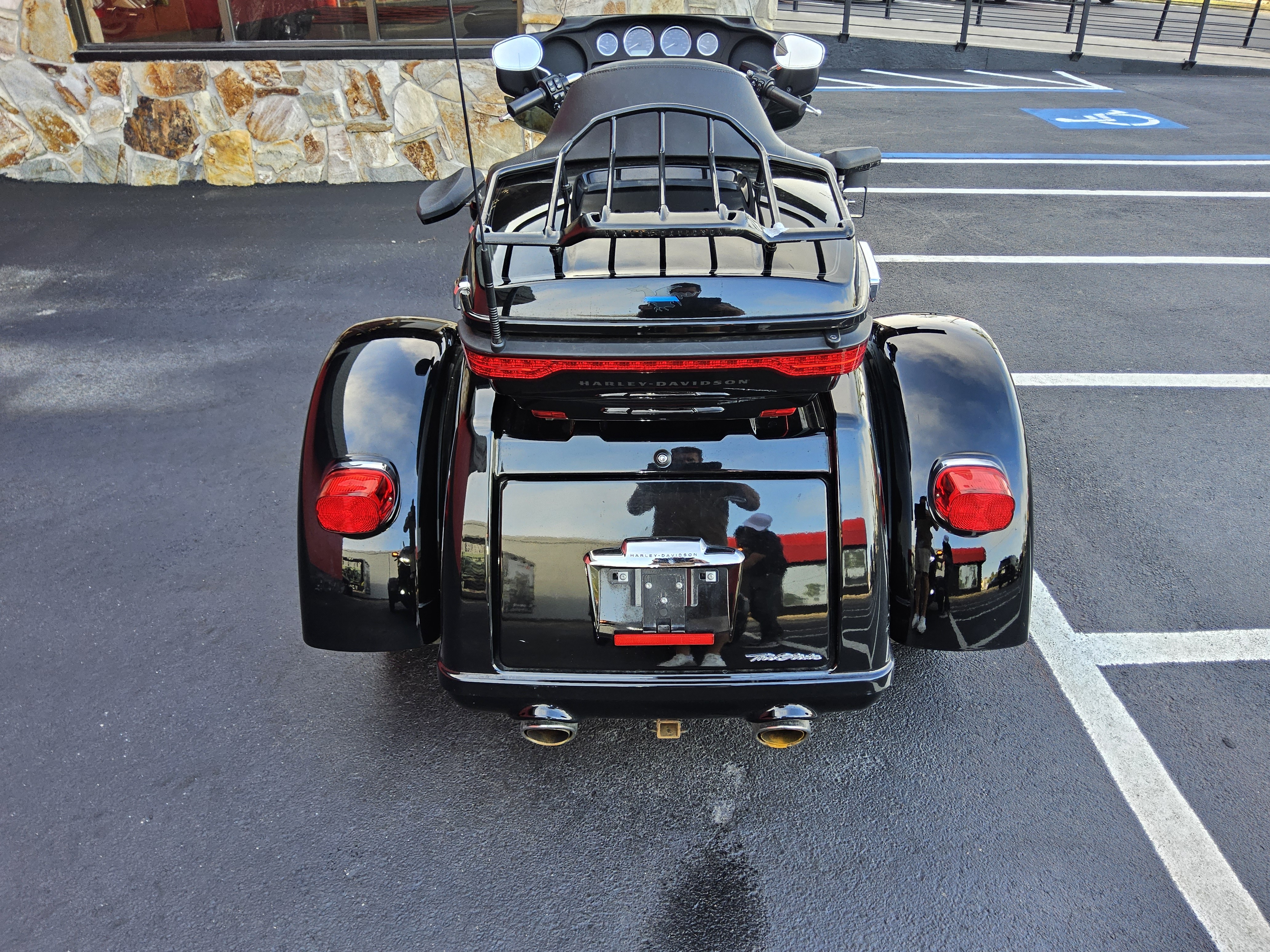 2021 Harley-Davidson Tri Glide® Ultra in Fort Myers, Florida - Photo 4