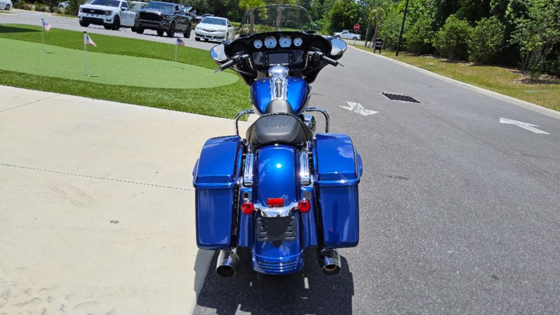 2017 Harley-Davidson Street Glide® Special 10