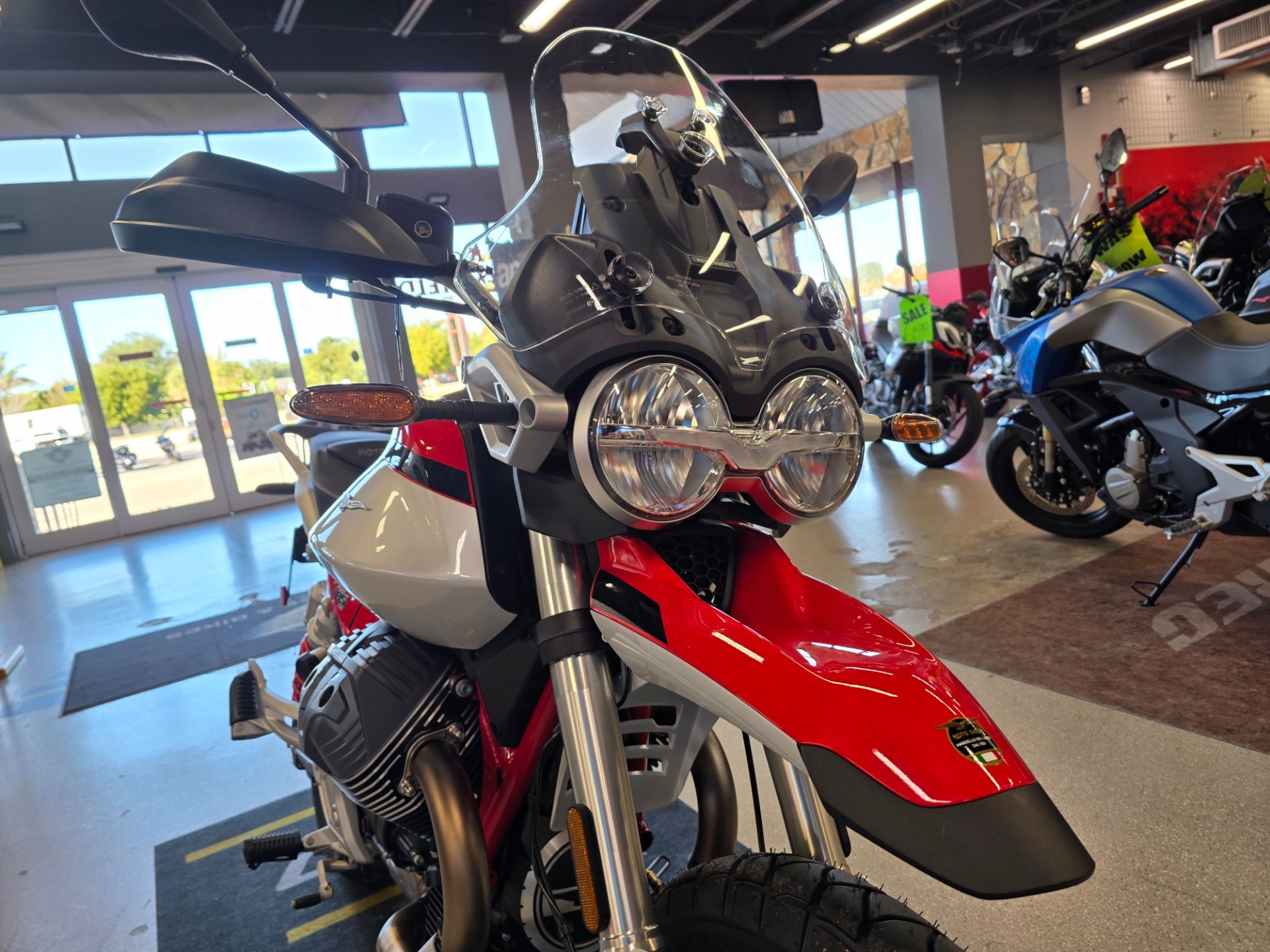 2025 Moto Guzzi V85 TT in Fort Myers, Florida - Photo 5