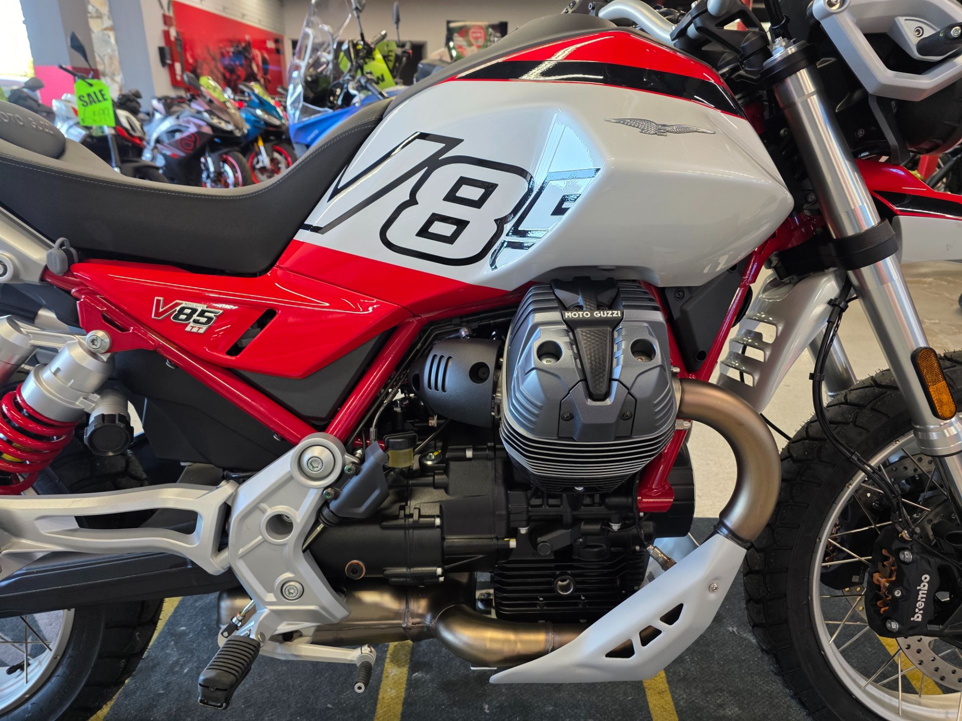 2025 Moto Guzzi V85 TT in Fort Myers, Florida - Photo 7