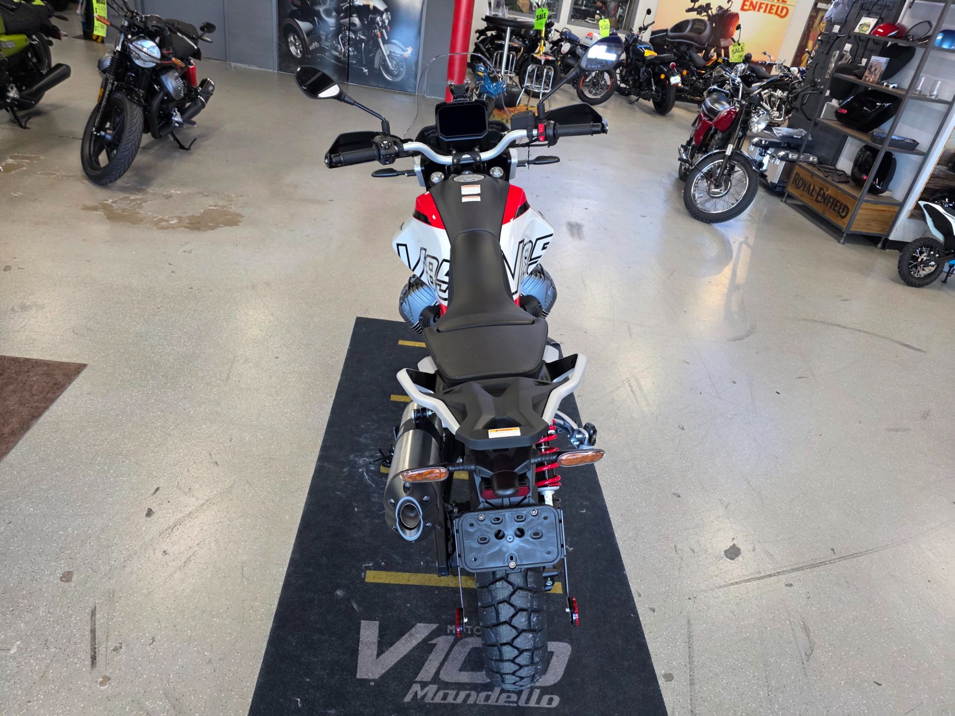 2025 Moto Guzzi V85 TT in Fort Myers, Florida - Photo 10