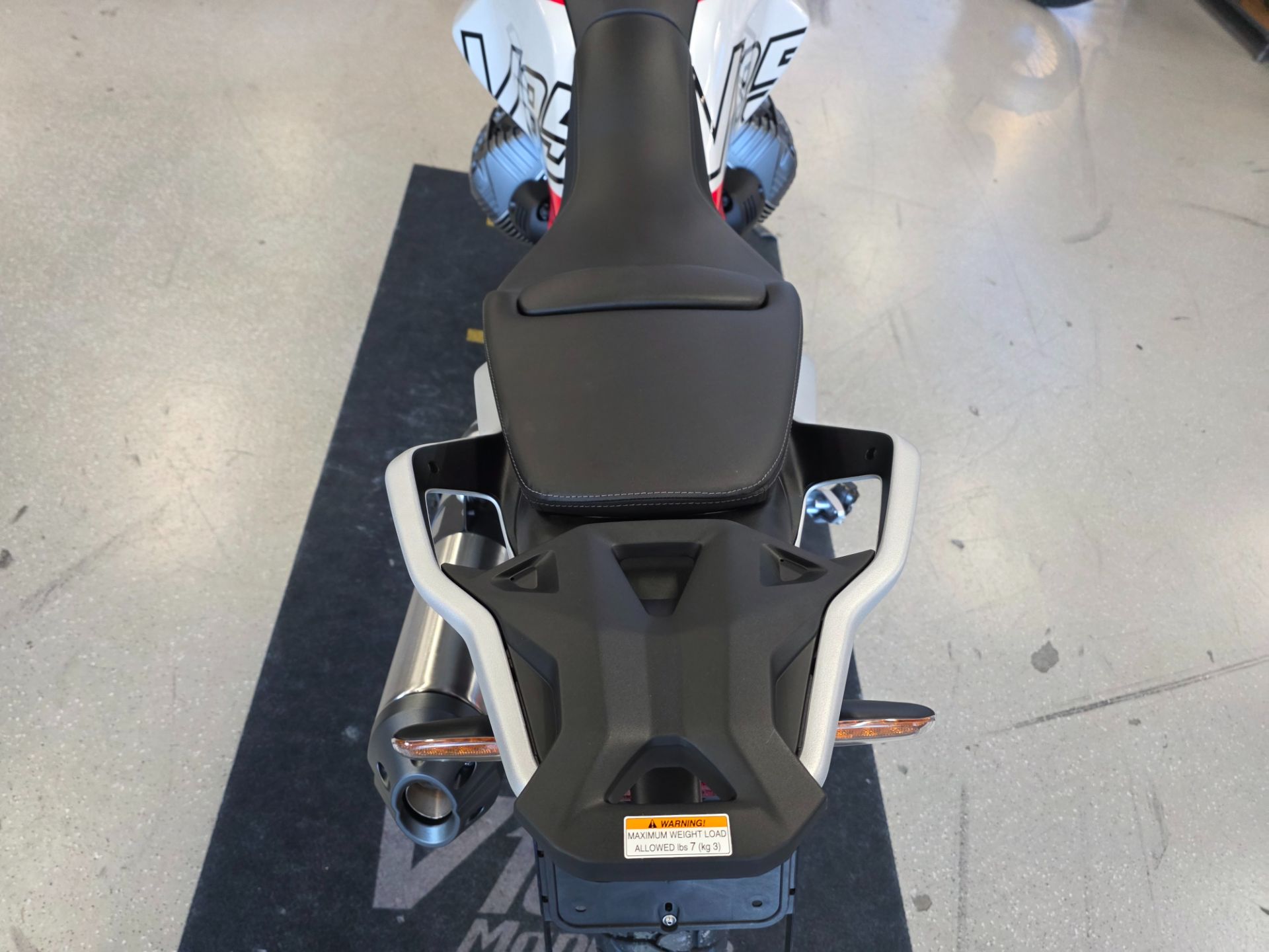 2025 Moto Guzzi V85 TT in Fort Myers, Florida - Photo 11