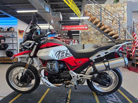 2025 Moto Guzzi V85 TT in Fort Myers, Florida - Photo 16