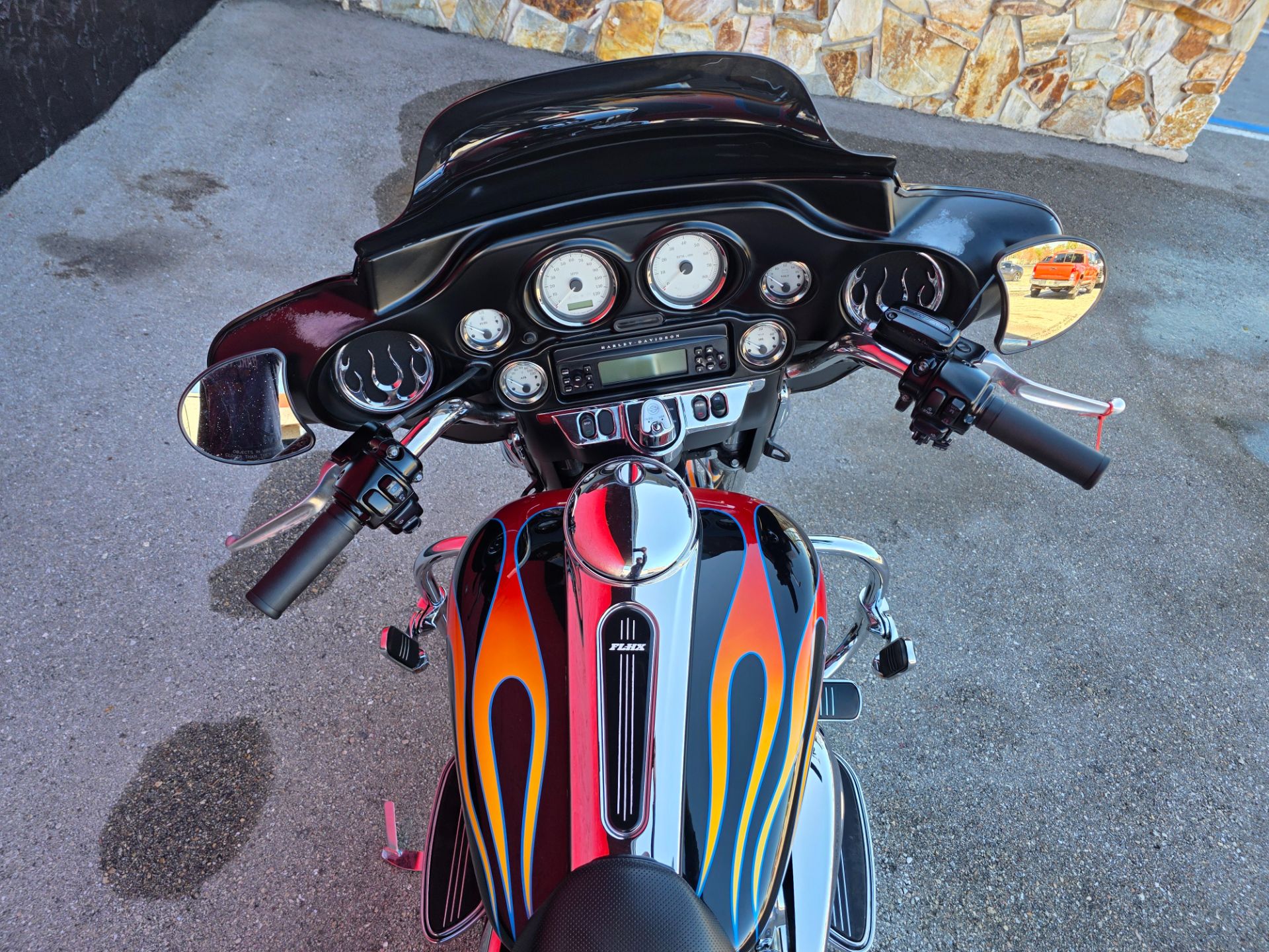 2009 Harley-Davidson Street Glide® in Fort Myers, Florida - Photo 10