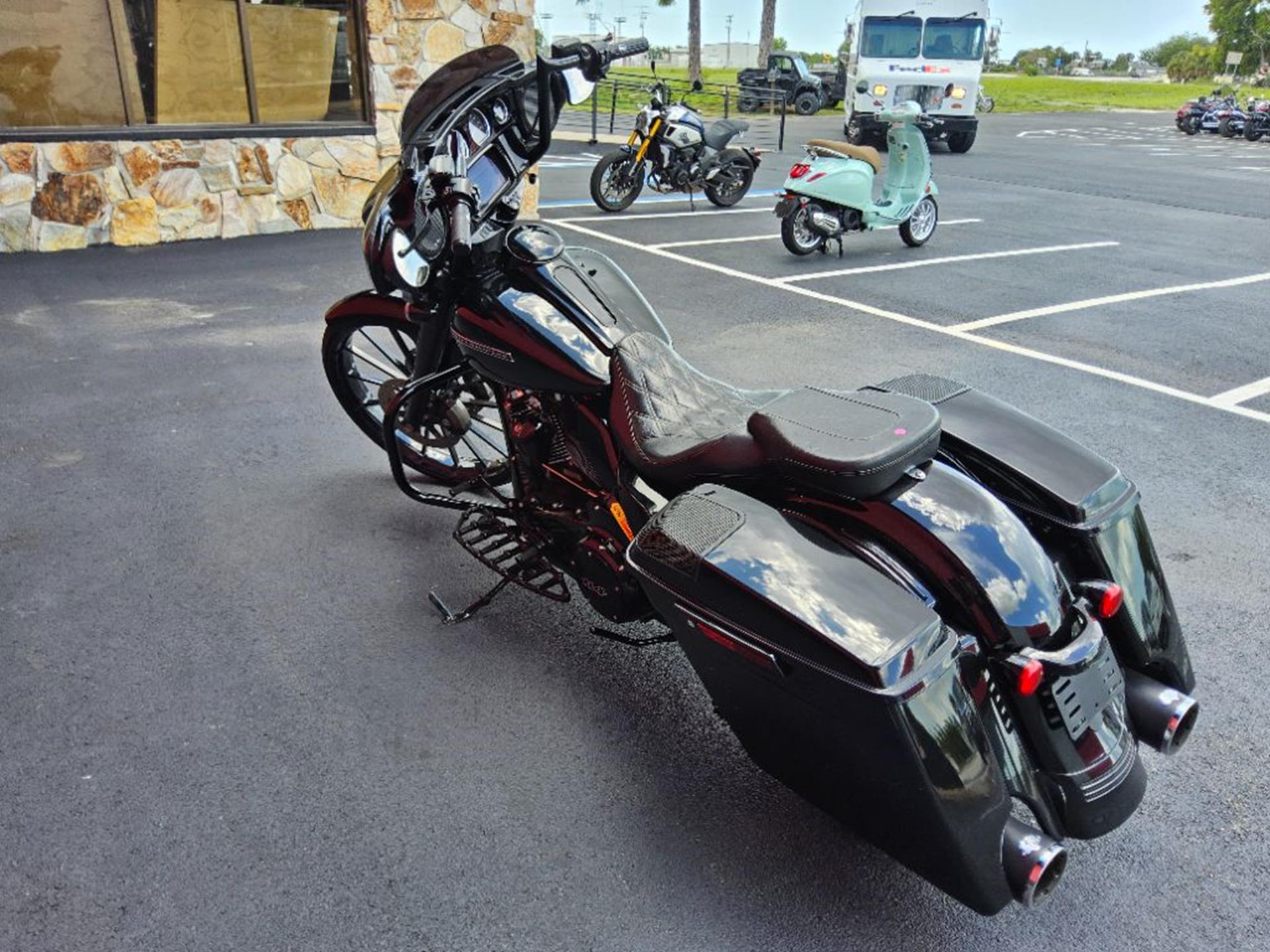 2019 Harley-Davidson Street Glide® Special 8