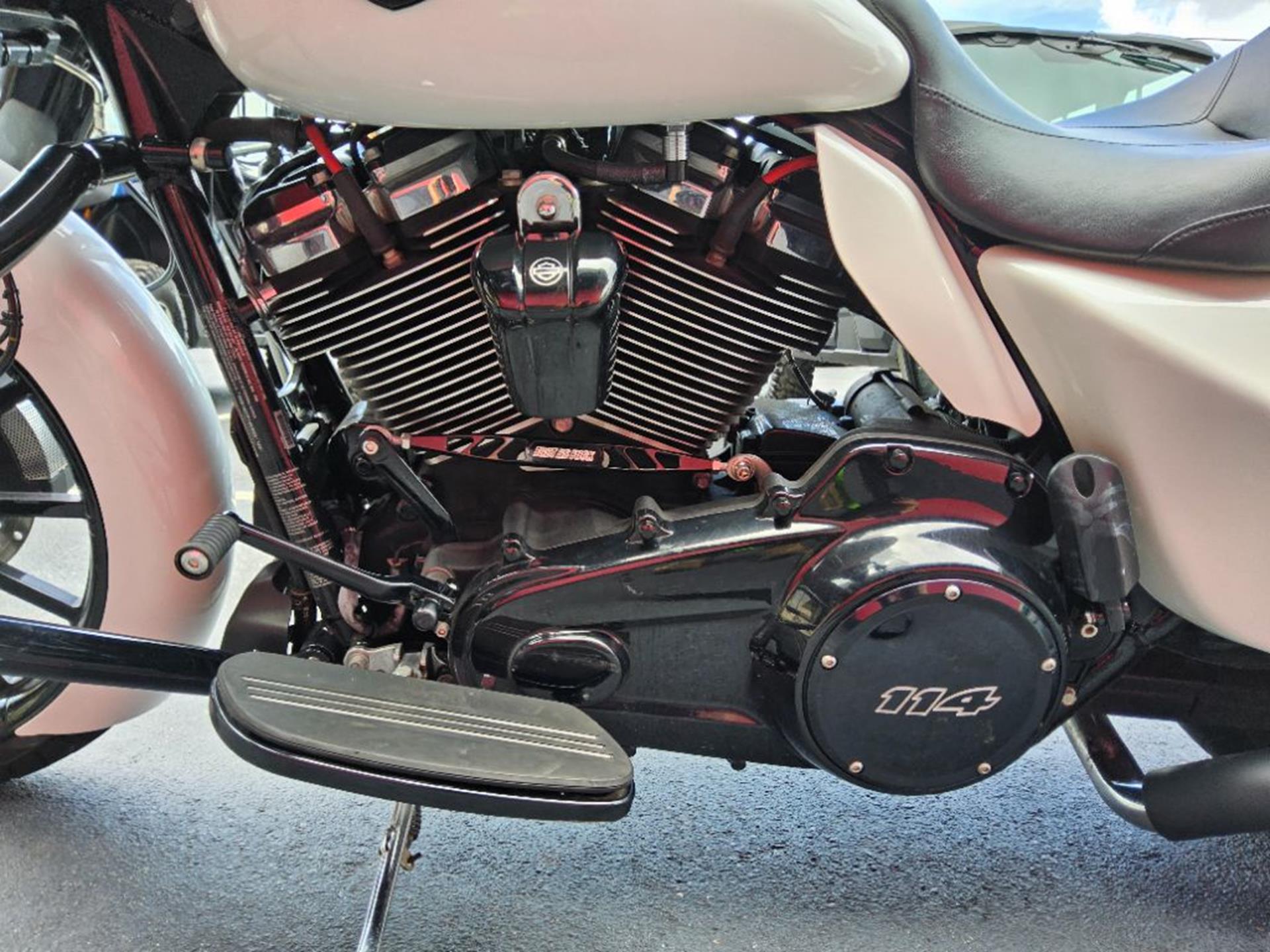2019 Harley-Davidson Street Glide® Special 7