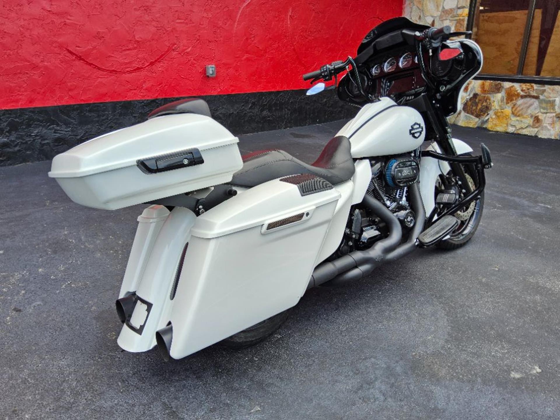 2019 Harley-Davidson Street Glide® Special 10
