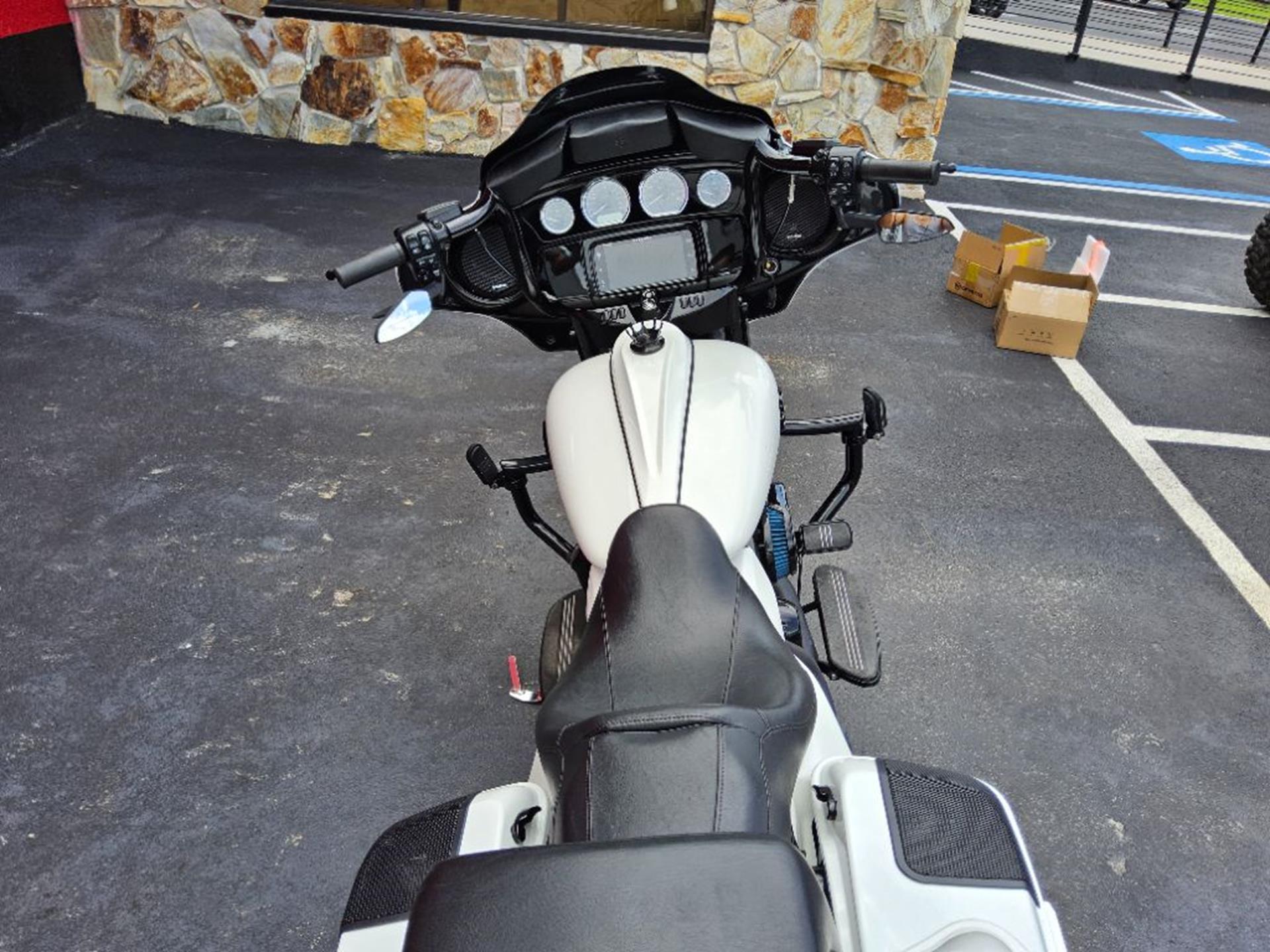 2019 Harley-Davidson Street Glide® Special 11