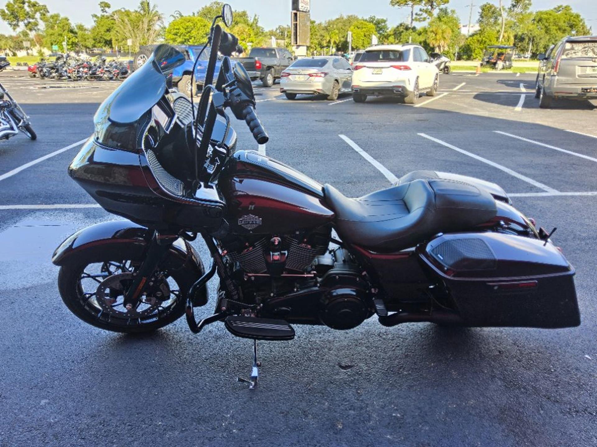 2021 Harley-Davidson Road Glide® Special 8