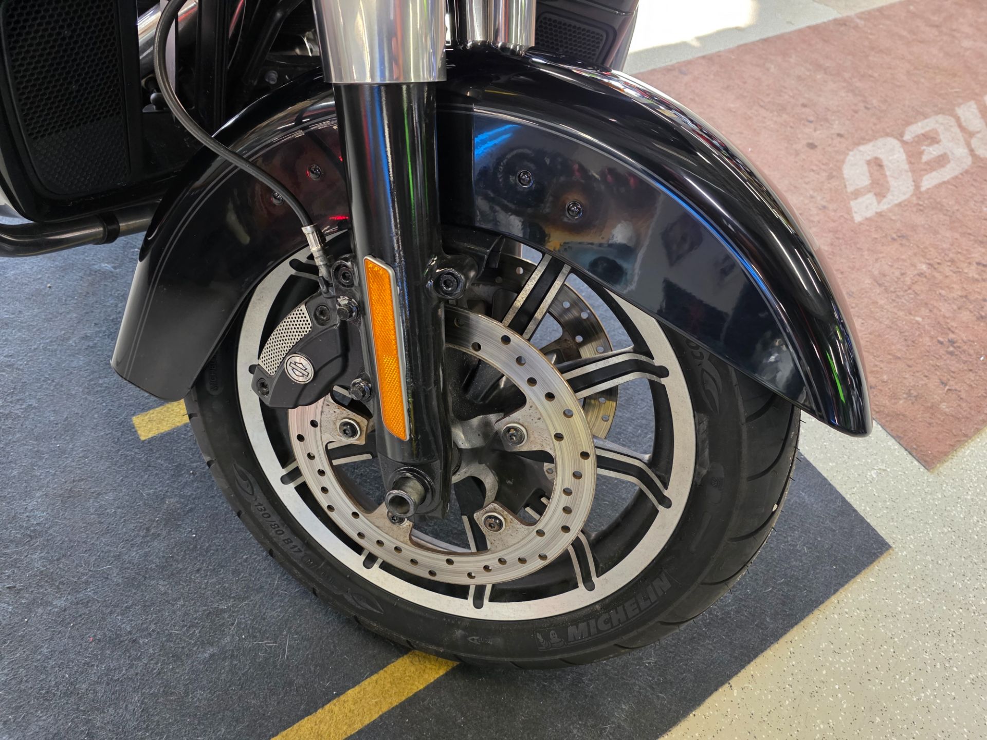2018 Harley-Davidson Road Glide® Ultra in Fort Myers, Florida - Photo 15