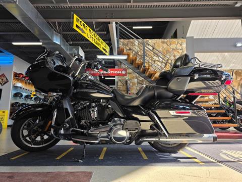 2018 Harley-Davidson Road Glide® Ultra in Fort Myers, Florida - Photo 3