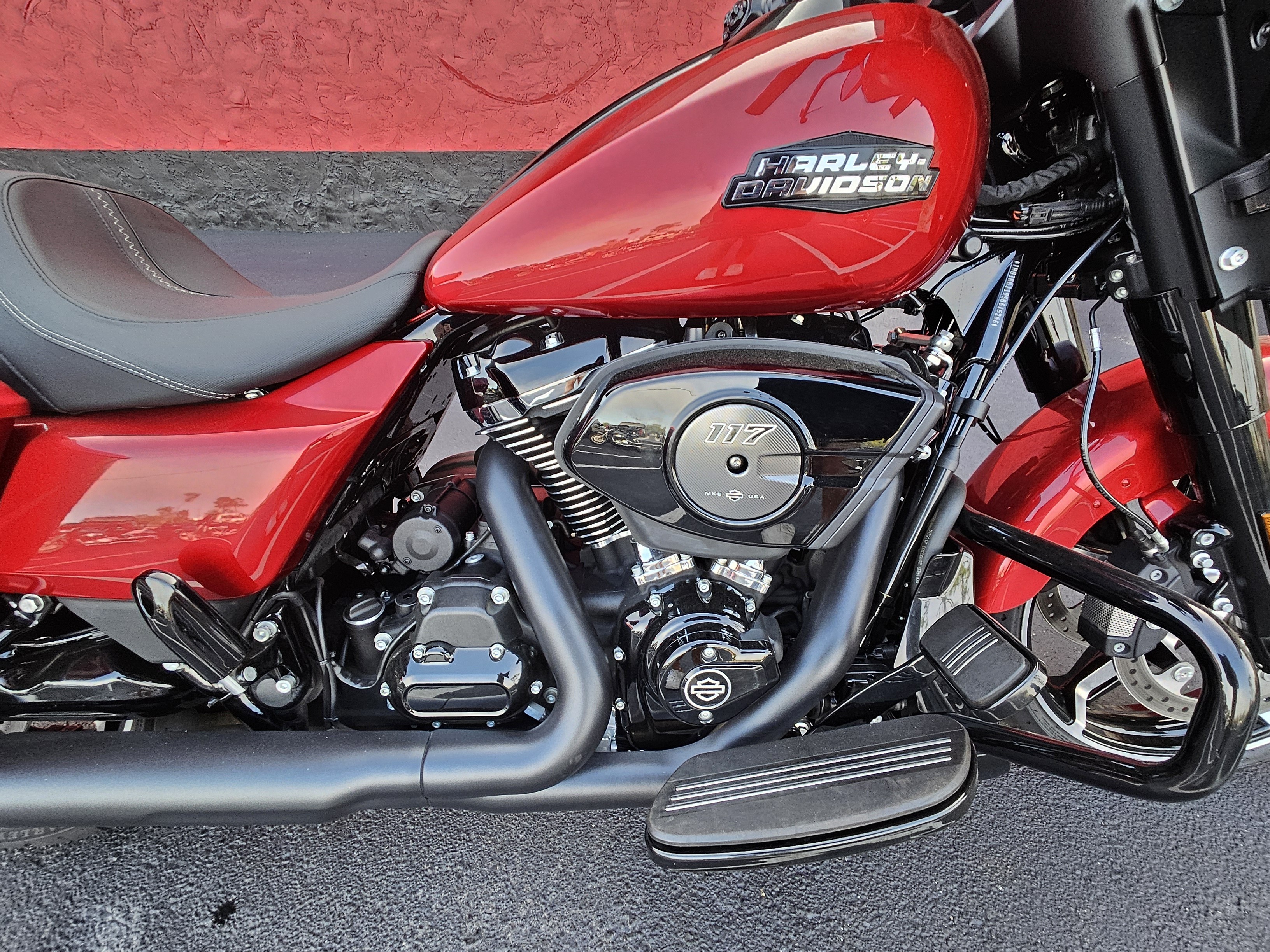 2025 Harley-Davidson Street Glide® in Fort Myers, Florida - Photo 2