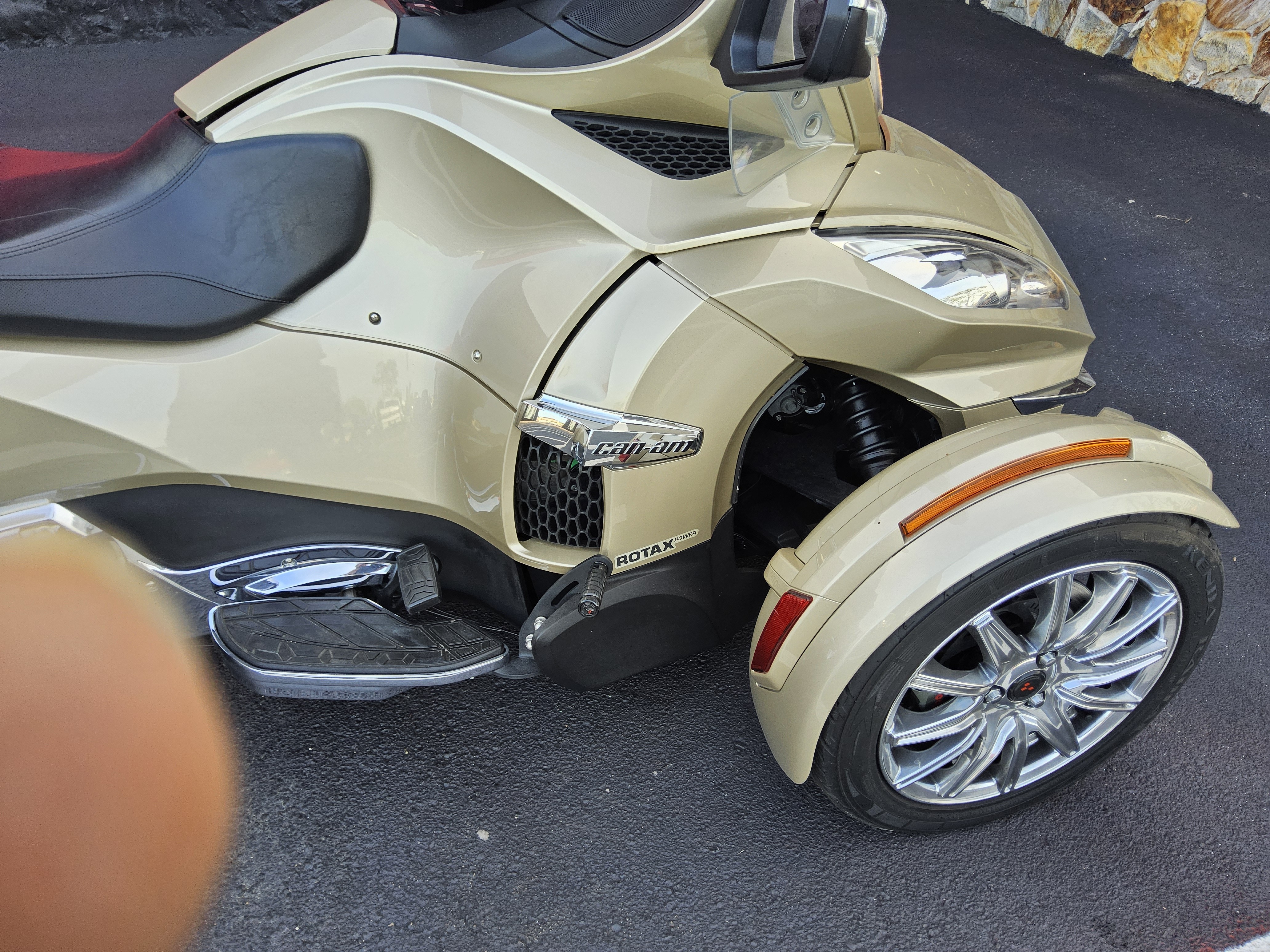 2017 Can-Am Spyder RT Limited in Fort Myers, Florida - Photo 5