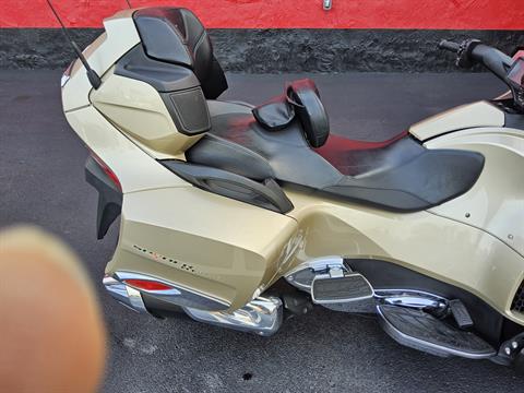2017 Can-Am Spyder RT Limited in Fort Myers, Florida - Photo 6