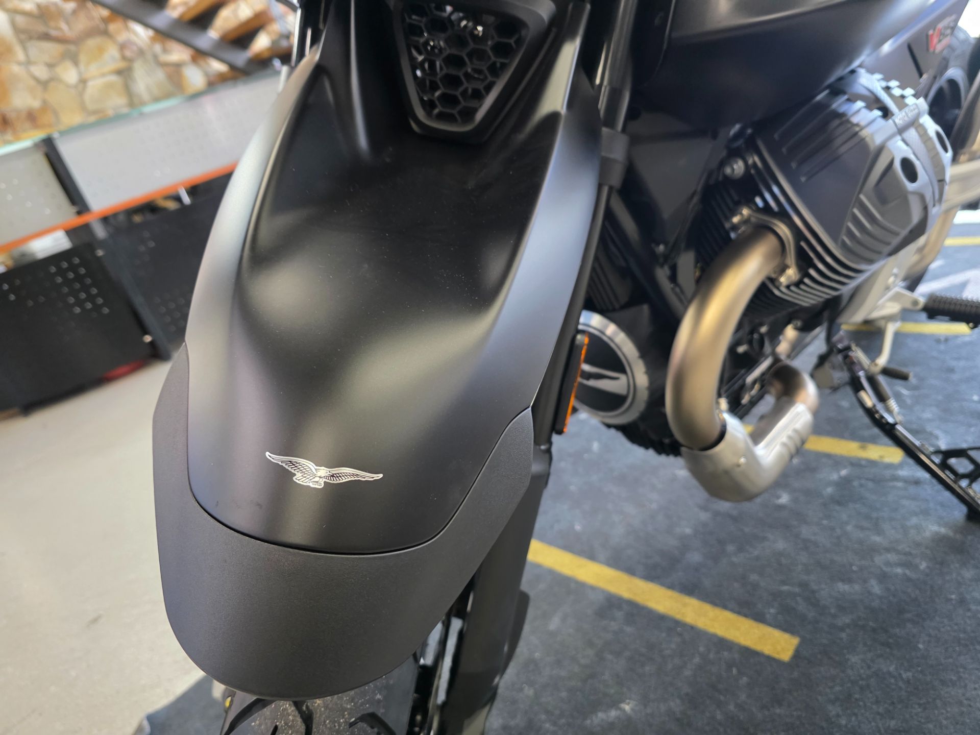 2025 Moto Guzzi V85 Strada in Fort Myers, Florida - Photo 20