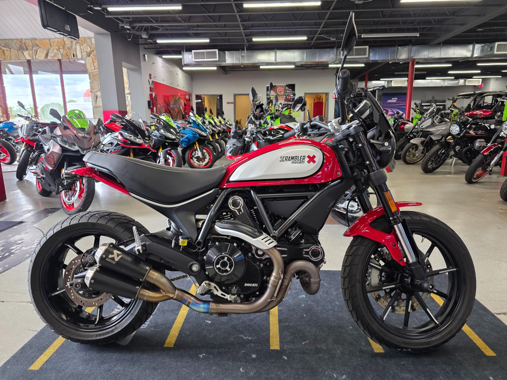 2022 Ducati Scrambler Icon Dark in Fort Myers, Florida - Photo 1