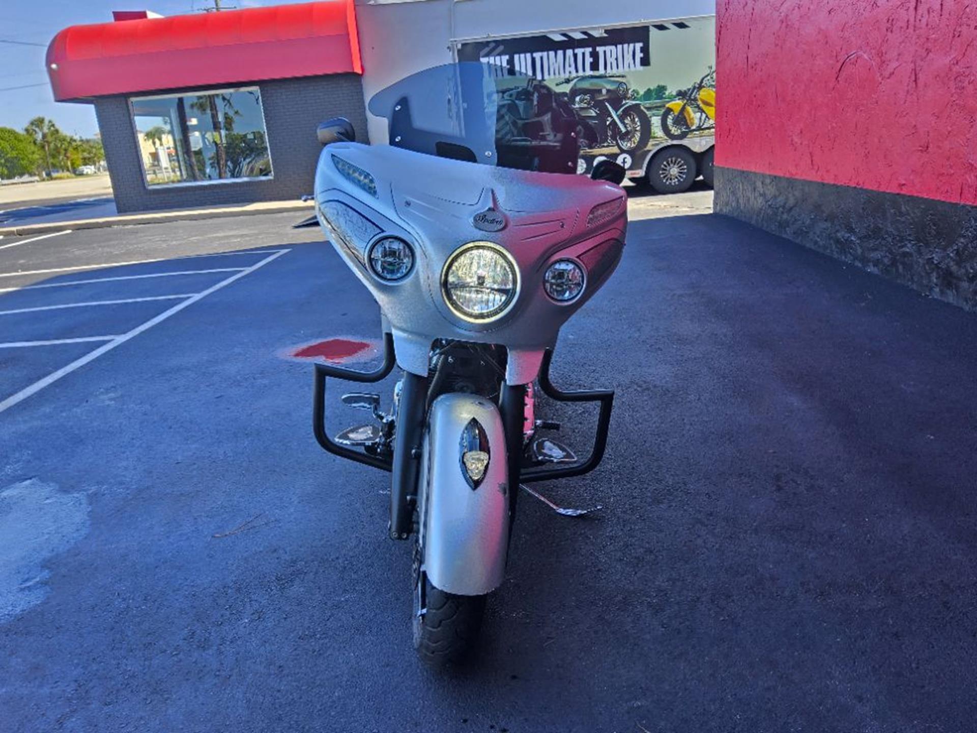 2018  Chieftain® Elite 4