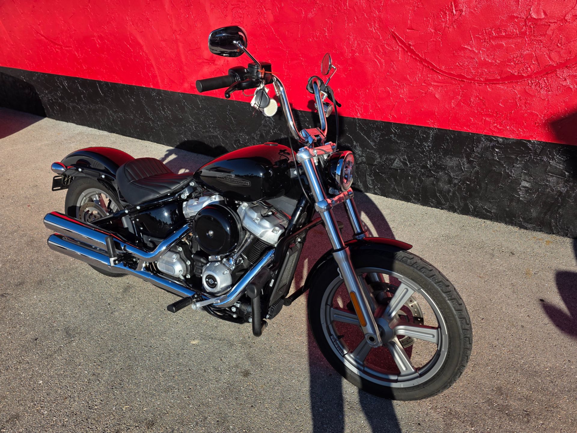 2022 Harley-Davidson Softail® Standard in Fort Myers, Florida - Photo 2