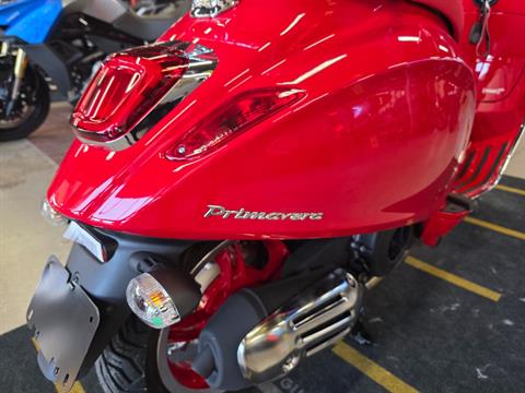 2025 Vespa Primavera 150 Red in Fort Myers, Florida - Photo 8