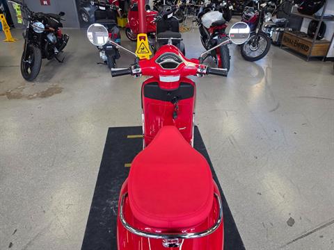 2025 Vespa Primavera 150 Red in Fort Myers, Florida - Photo 11