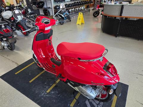 2025 Vespa Primavera 150 Red in Fort Myers, Florida - Photo 13