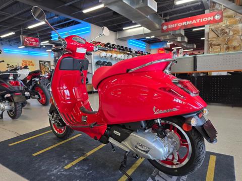 2025 Vespa Primavera 150 Red in Fort Myers, Florida - Photo 14