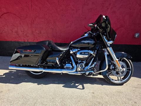 2017 Harley-Davidson Street Glide® Special in Fort Myers, Florida - Photo 1