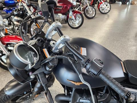 2023 Moto Guzzi V9 Bobber Special Edition in Fort Myers, Florida - Photo 11