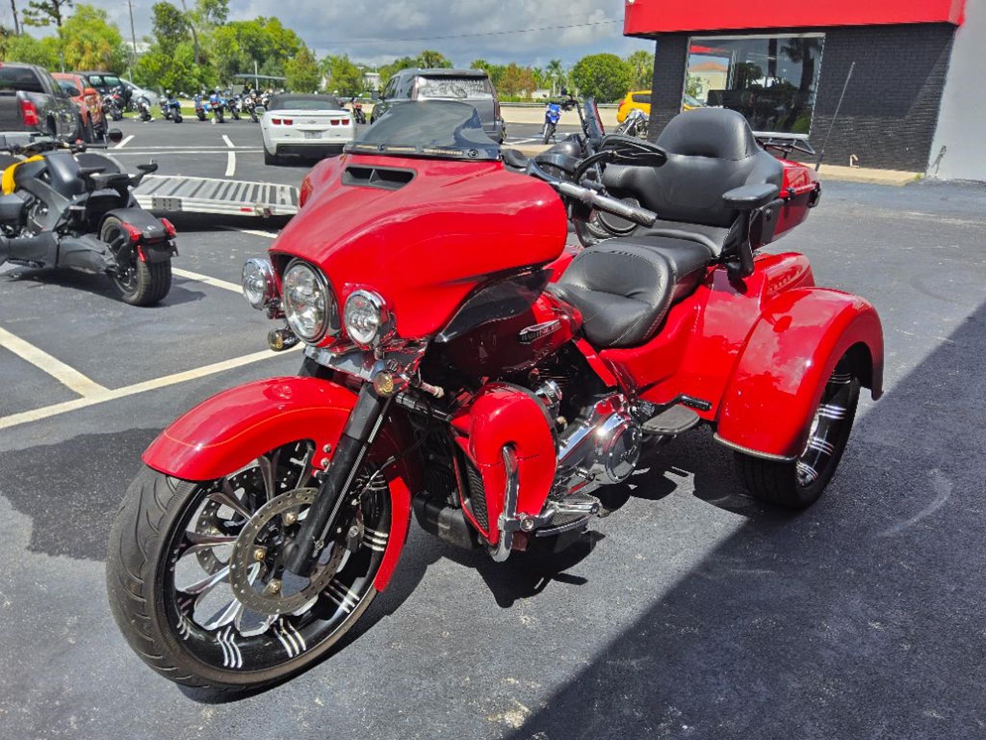 2021 Harley-Davidson Tri Glide® Ultra 5