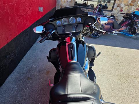 2017 Harley-Davidson Electra Glide® Ultra Classic® in Fort Myers, Florida - Photo 14