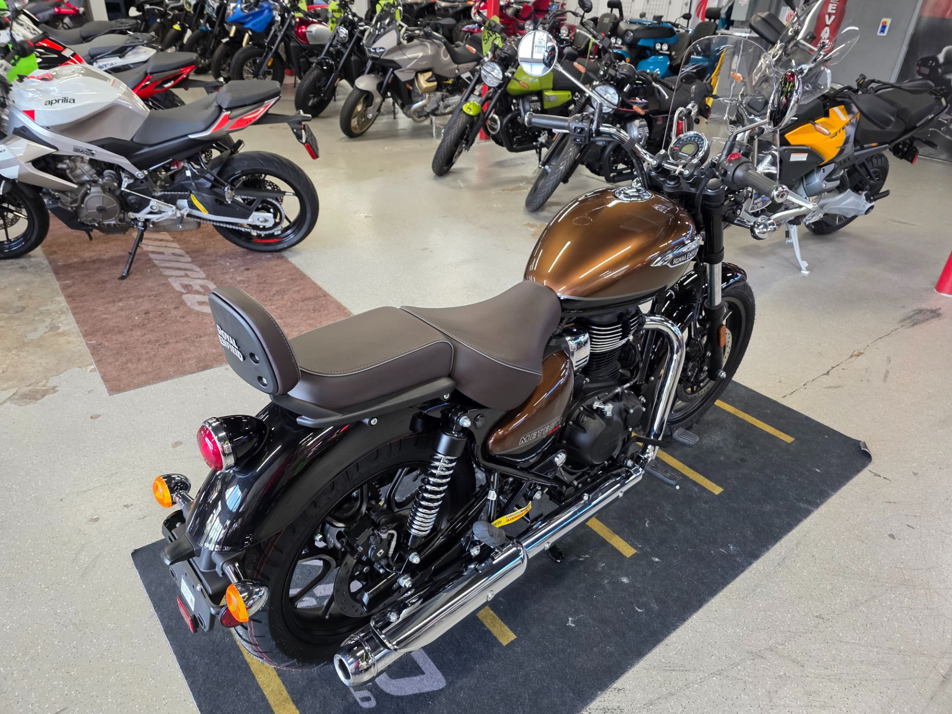 2024 Royal Enfield Meteor 350 in Fort Myers, Florida - Photo 7