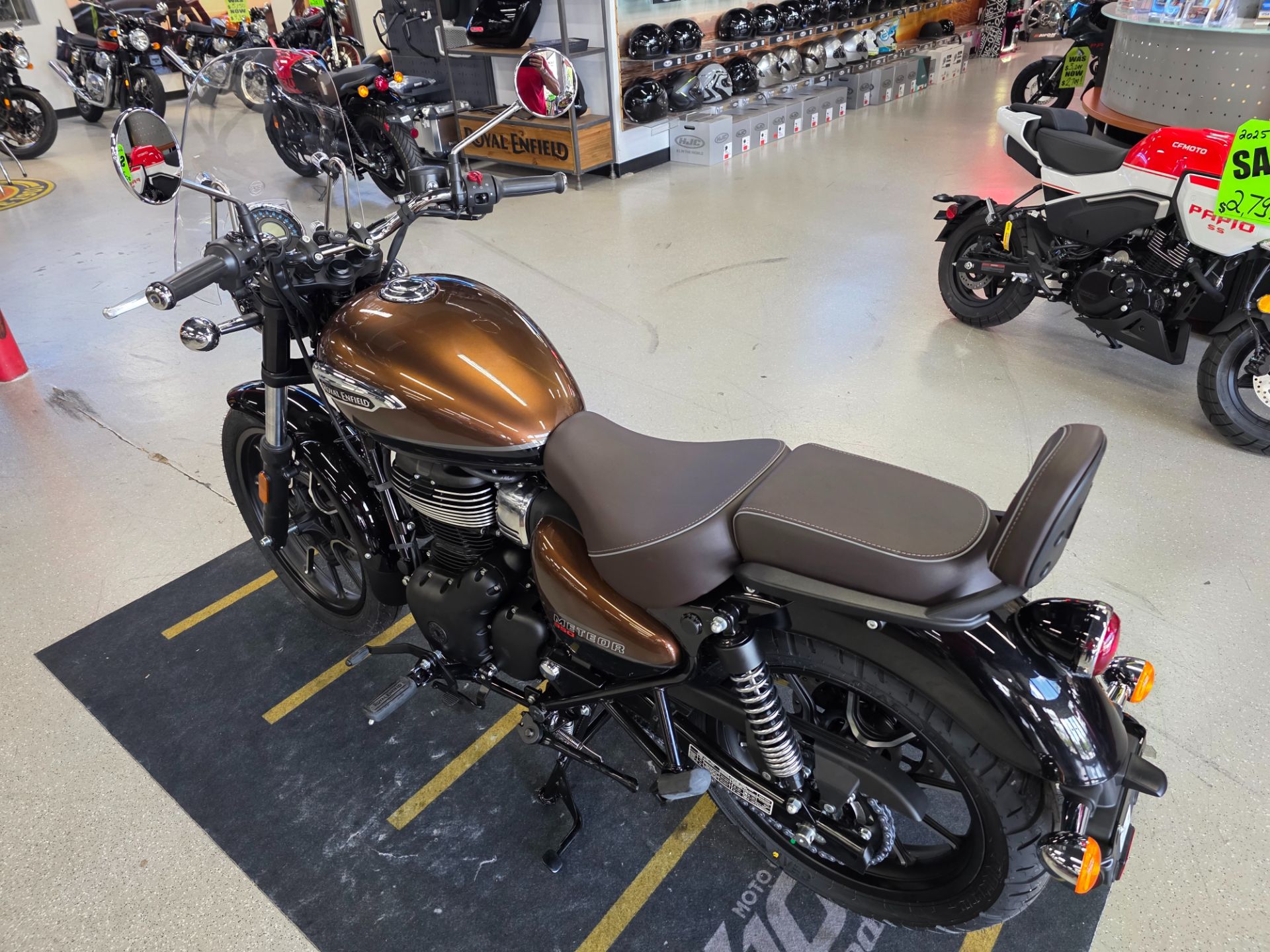 2024 Royal Enfield Meteor 350 in Fort Myers, Florida - Photo 12
