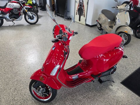 2025 Vespa Elettrica Red 70 in Fort Myers, Florida - Photo 6