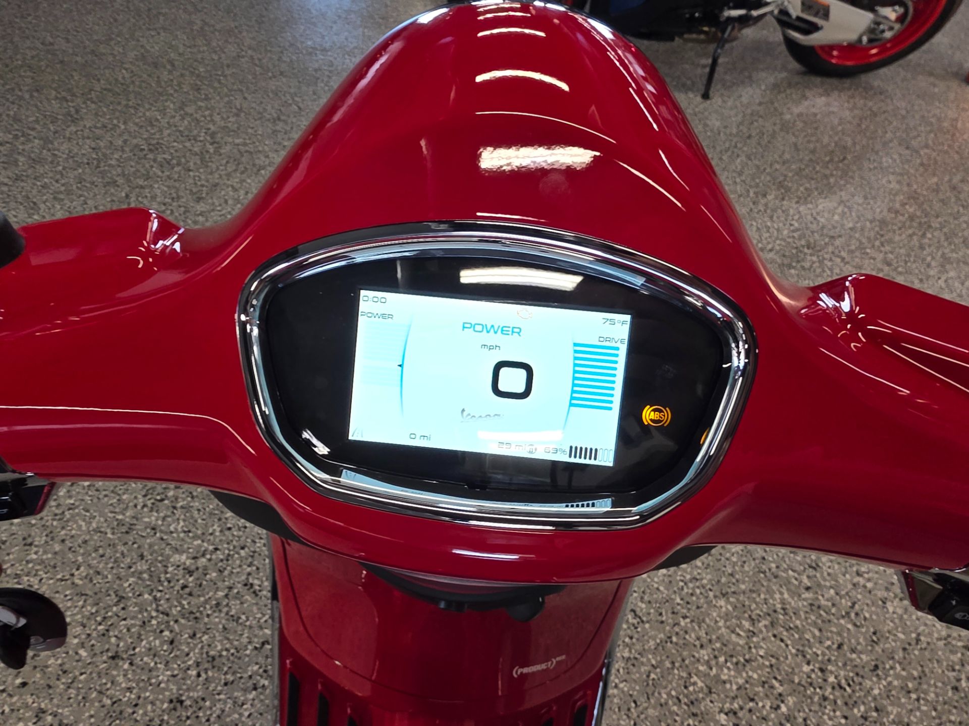 2025 Vespa Elettrica Red 70 in Fort Myers, Florida - Photo 14