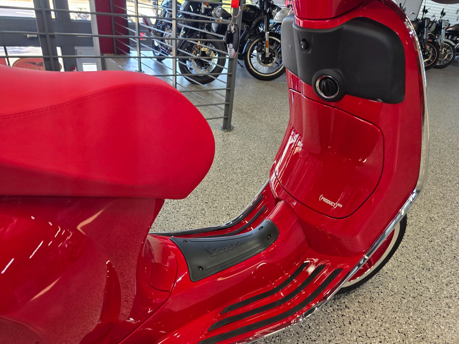 2025 Vespa Elettrica Red 70 in Fort Myers, Florida - Photo 15