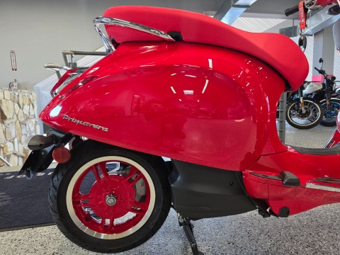 2025 Vespa Elettrica Red 70 in Fort Myers, Florida - Photo 16