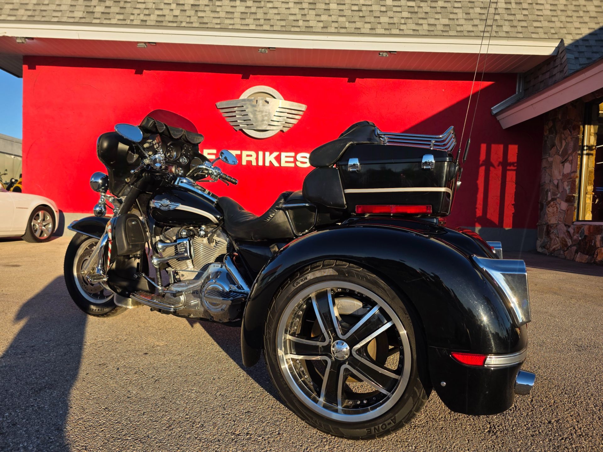 2003 Harley-Davidson FLHT/FLHTI Electra Glide® Standard in Fort Myers, Florida - Photo 2