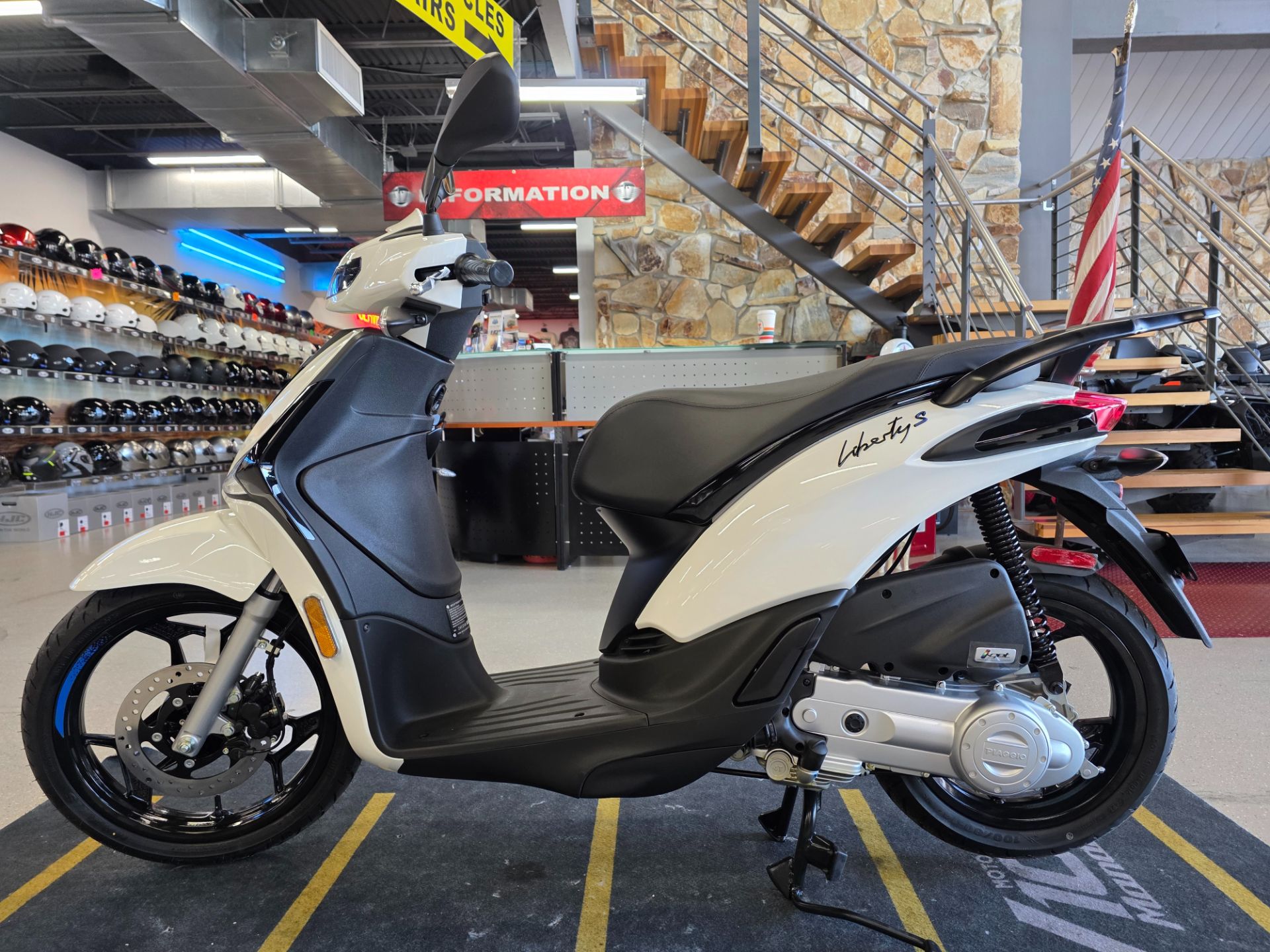 2026 PIAGGIO LIBERTY S 50cc in Fort Myers, Florida - Photo 17